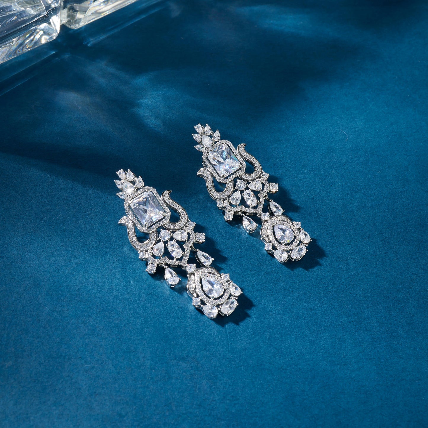 INJEWELIFE Choker Necklace and Earrings for Women's